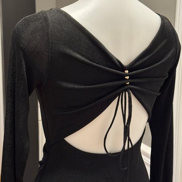 Significant Other Bambi Long Sleeve Cut Out Back Ruched Black Maxi Dress Size 4 - Picture 9 of 15